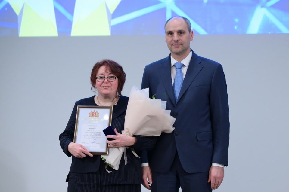 Губернатор Свердловской Денис Паслер вручил награды победителям конкурса профессионального мастерства «Славим человека труда!»