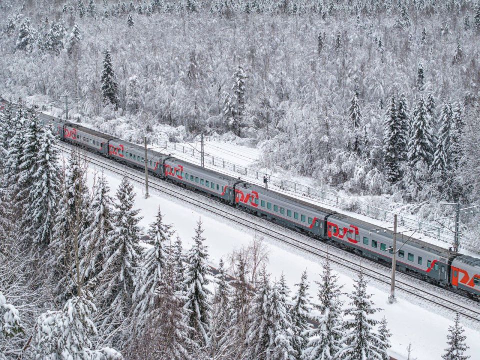 Назначили дополнительные поезда на новогодние и рождественские праздники