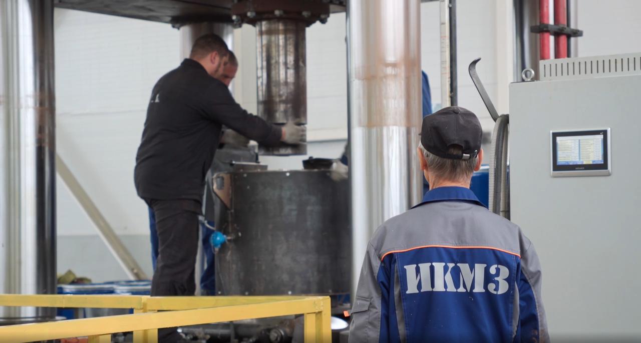 Денис Паслер сообщил о запуске нового современного цеха по выплавке титановых слитков в Свердловской области Денис Паслер сообщил о запуске нового современного цеха по выплавке титановых слитков в Свердловской области