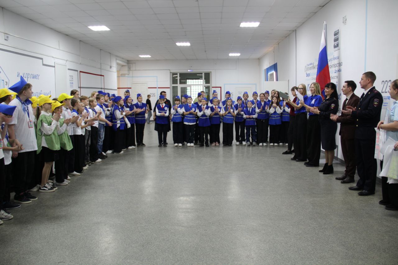 Более двухсот молодых лидеров Южного управленческого округа объединились на форуме «Мы – за безопасность дорожного движения» Более двухсот молодых лидеров Южного управленческого округа объединились на форуме «Мы – за безопасность дорожного движения»