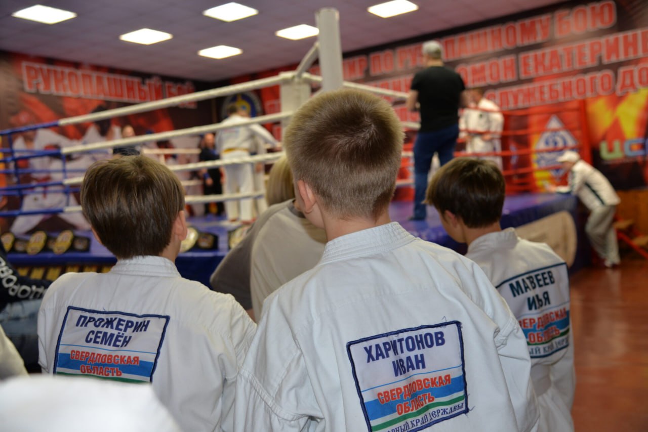 В Свердловской области ОМОН отметил День образования подразделения специального назначения В Свердловской области ОМОН отметил День образования подразделения специального назначения