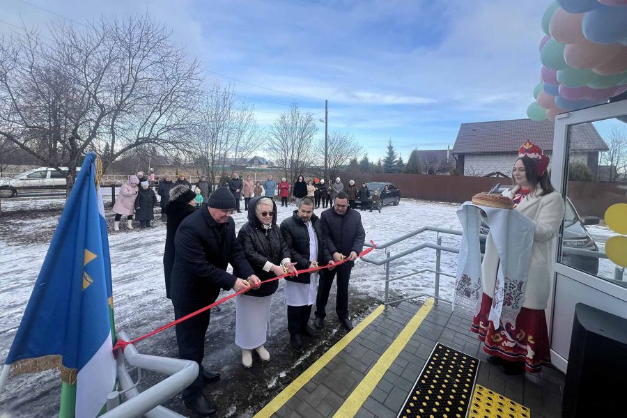 Денис Паслер сообщил об открытии трех модернизированных фельдшерско-акушерских пунктов в Слободо-Туринском районе Денис Паслер сообщил об открытии трех модернизированных фельдшерско-акушерских пунктов в Слободо-Туринском районе