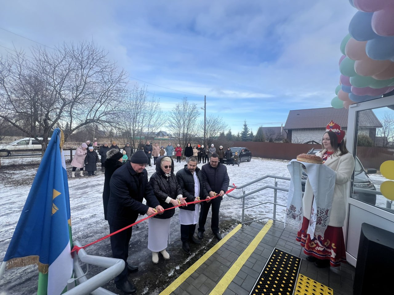 Денис Паслер сообщил об открытии трех модернизированных фельдшерско-акушерских пунктах в Слободо-Туринском районе Денис Паслер сообщил об открытии трех модернизированных фельдшерско-акушерских пунктах в Слободо-Туринском районе