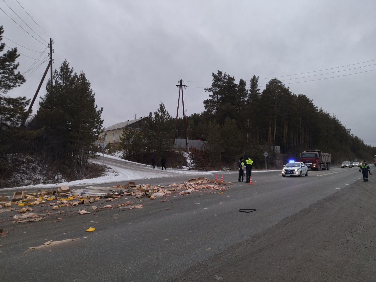 Под Асбестом лоб в лоб столкнулись «Газель» и груженый самосвал Под Асбестом лоб в лоб столкнулись «Газель» и груженый самосвал