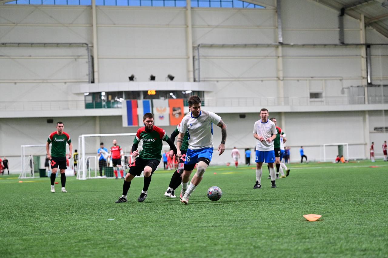 Команда аэропорта Кольцово — победитель «Кубка заводы Урала» по мини-футболу Команда аэропорта Кольцово — победитель «Кубка заводы Урала» по мини-футболу