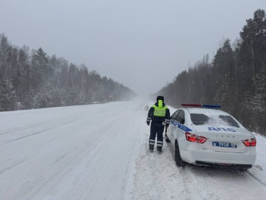 О сложных погодных условиях предупреждает госавтоинспекция