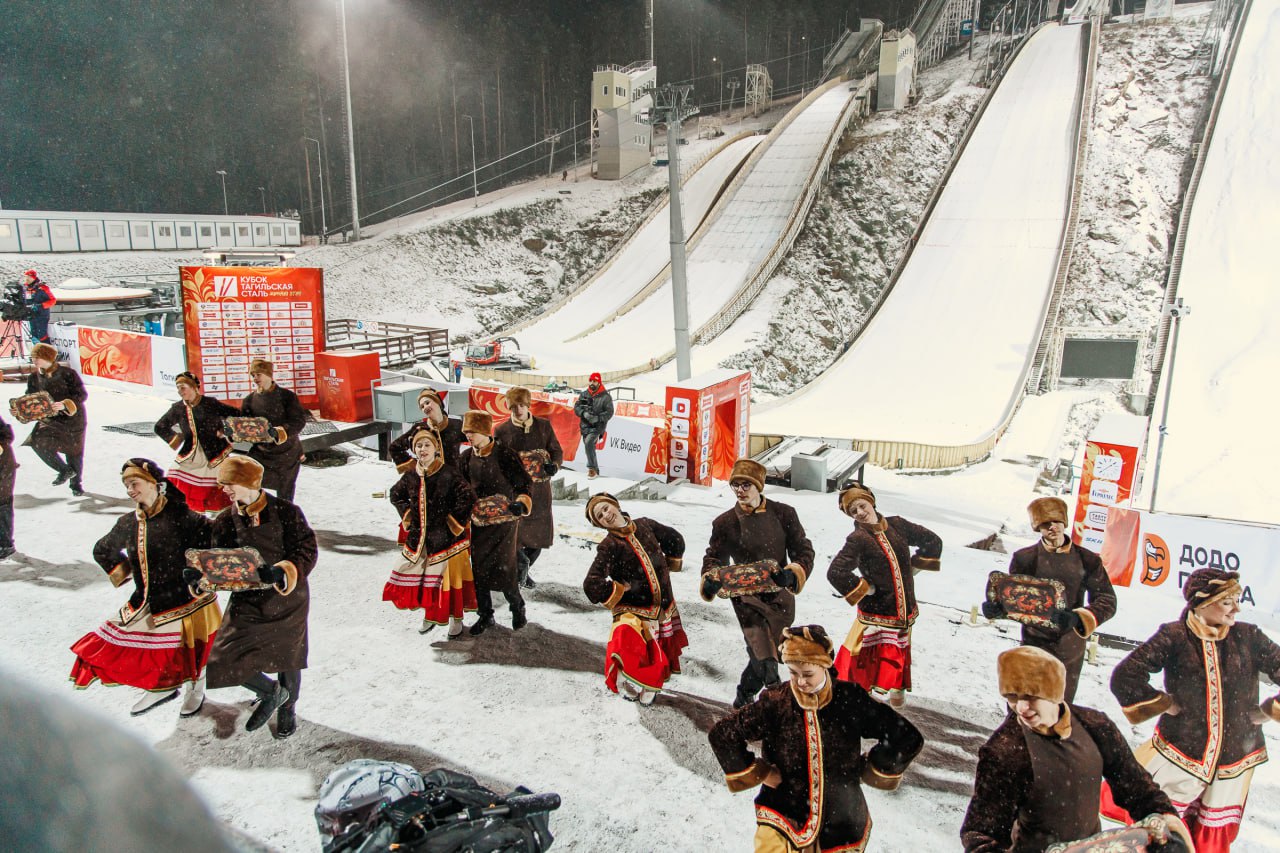 Денис Паслер пожелал участникам турнира «Тагильская сталь» честной борьбы и новых побед, а зрителям — ярких эмоций Денис Паслер пожелал участникам турнира «Тагильская сталь» честной борьбы и новых побед, а зрителям — ярких эмоций