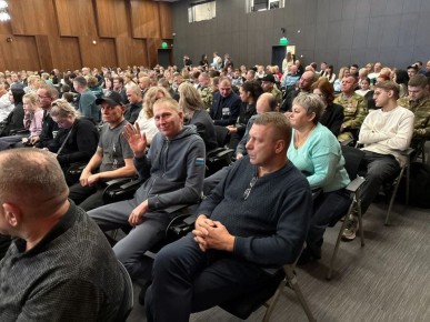 Фестиваль силы и мужества «Время СВОих» прошел в Свердловской области на площадке кампуса УрФУ