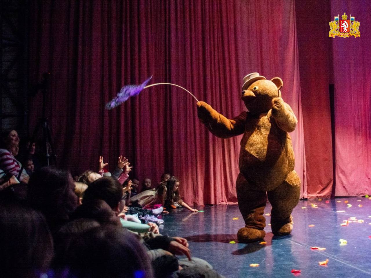 Атмосфера зимнего волшебства ждет гостей новогодней ярмарки в «Домне» Атмосфера зимнего волшебства ждет гостей новогодней ярмарки в «Домне»