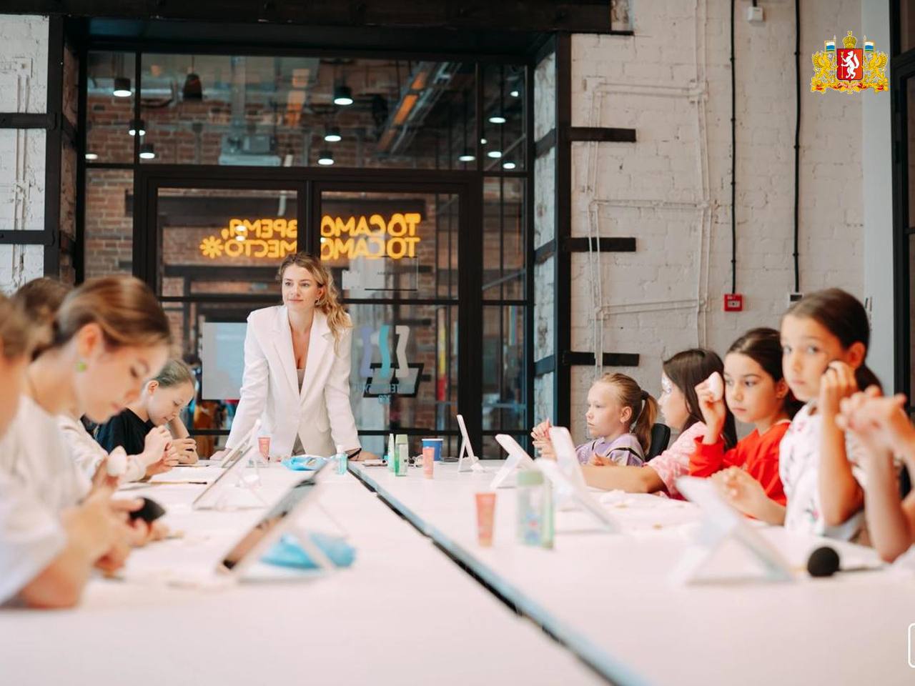 Атмосфера зимнего волшебства ждет гостей новогодней ярмарки в «Домне» Атмосфера зимнего волшебства ждет гостей новогодней ярмарки в «Домне»