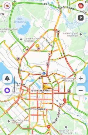 В десятибалльные пробки встал Екатеринбург