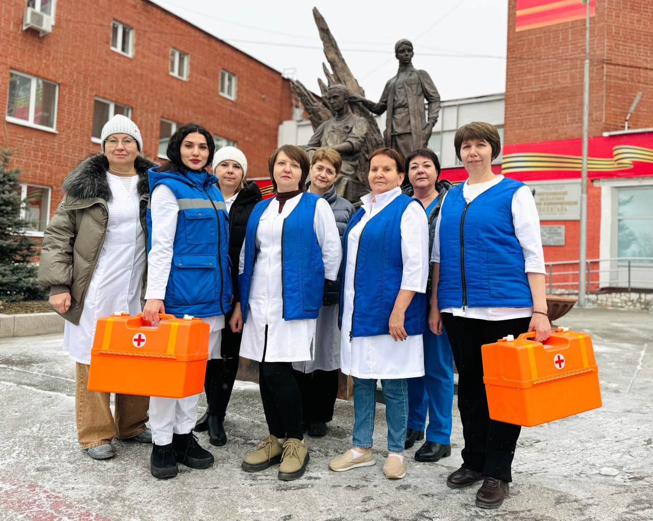 За 11 месяцев 2025 года, объявленного Годом защитника Отечества и 80-летия Победы, медики Свердловского госпиталя для ветеранов войн в условиях домашнего стационара укрепили здоровье почти 200 фронтовиков и тружеников тыла