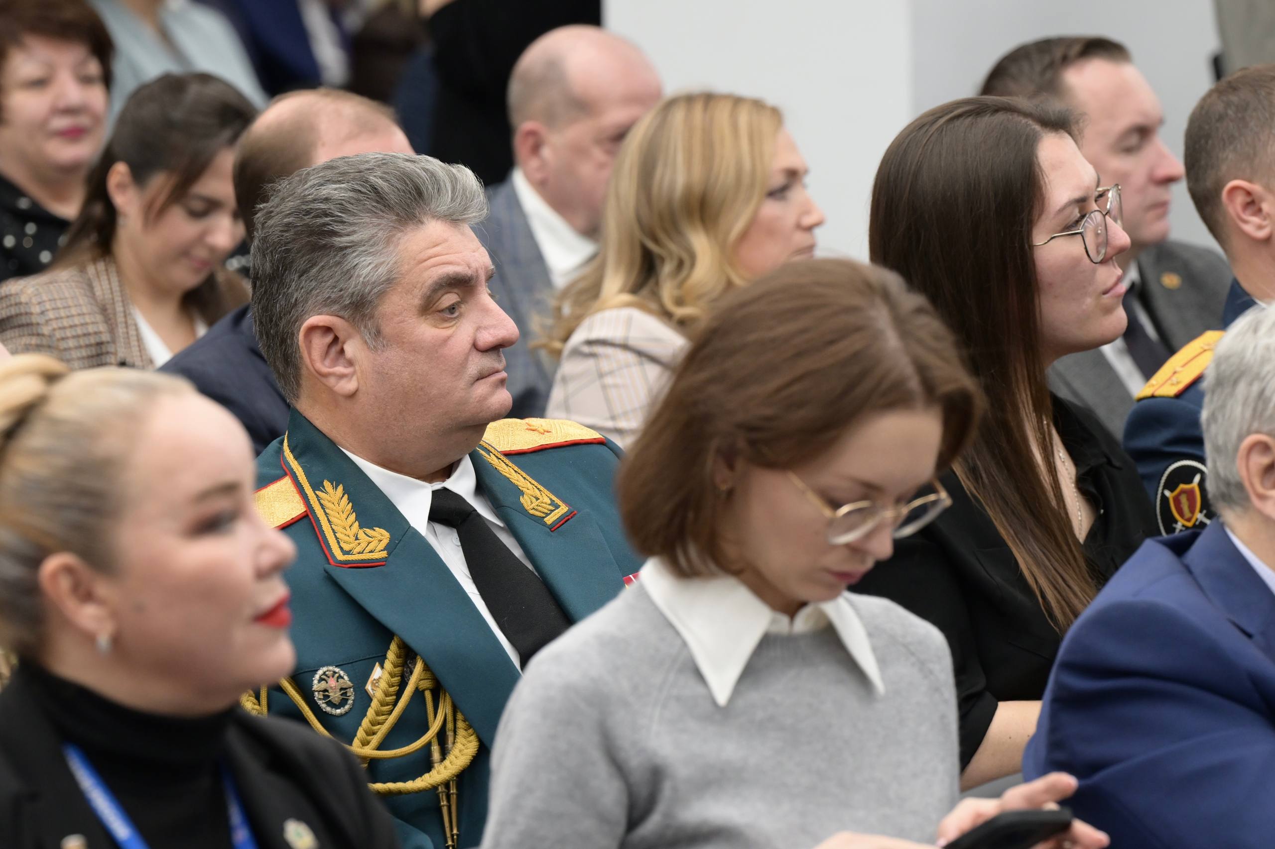 Денис Паслер подвёл итоги работы реготделения партии «Единая Россия» за 2025 год и определил приоритетные задачи на 2026 год Денис Паслер подвёл итоги работы реготделения партии «Единая Россия» за 2025 год и определил приоритетные задачи на 2026 год