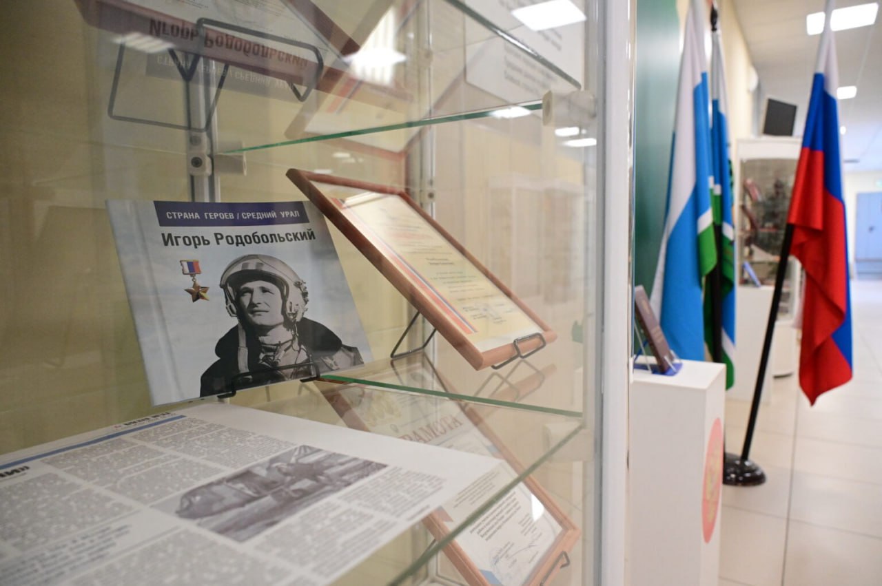 Научитесь гордиться страной, и страна будет гордиться вами: Герой России Сергей Воронин дал эксклюзивное интервью «Областной газете» Научитесь гордиться страной, и страна будет гордиться вами: Герой России Сергей Воронин дал эксклюзивное интервью «Областной газете»