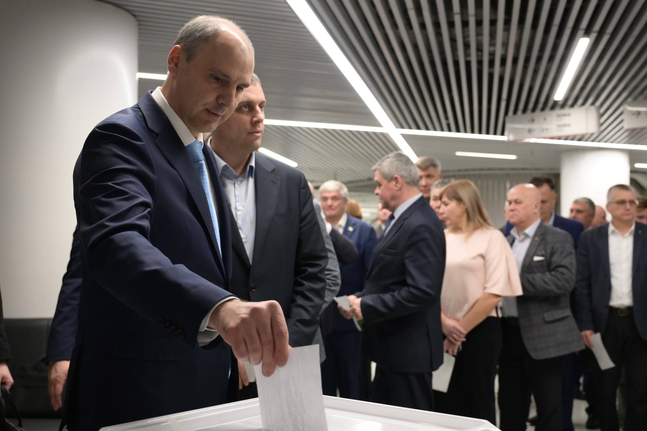 Денис Паслер подвёл итоги работы реготделения партии «Единая Россия» за 2025 год и определил приоритетные задачи на 2026 год Денис Паслер подвёл итоги работы реготделения партии «Единая Россия» за 2025 год и определил приоритетные задачи на 2026 год