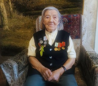 Врачи отделения «Стационар на дому» в год 80-летия Победы оказали помощь почти 200 фронтовикам и труженикам тыла