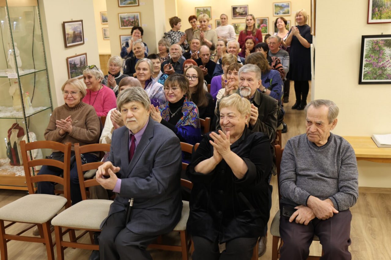 В историческом музее Верхней Пышмы состоялось торжественное открытие масштабной персональной выставки Владимира Мисюряева «Первозданная Россия» В историческом музее Верхней Пышмы состоялось торжественное открытие масштабной персональной выставки Владимира Мисюряева «Первозданная Россия»