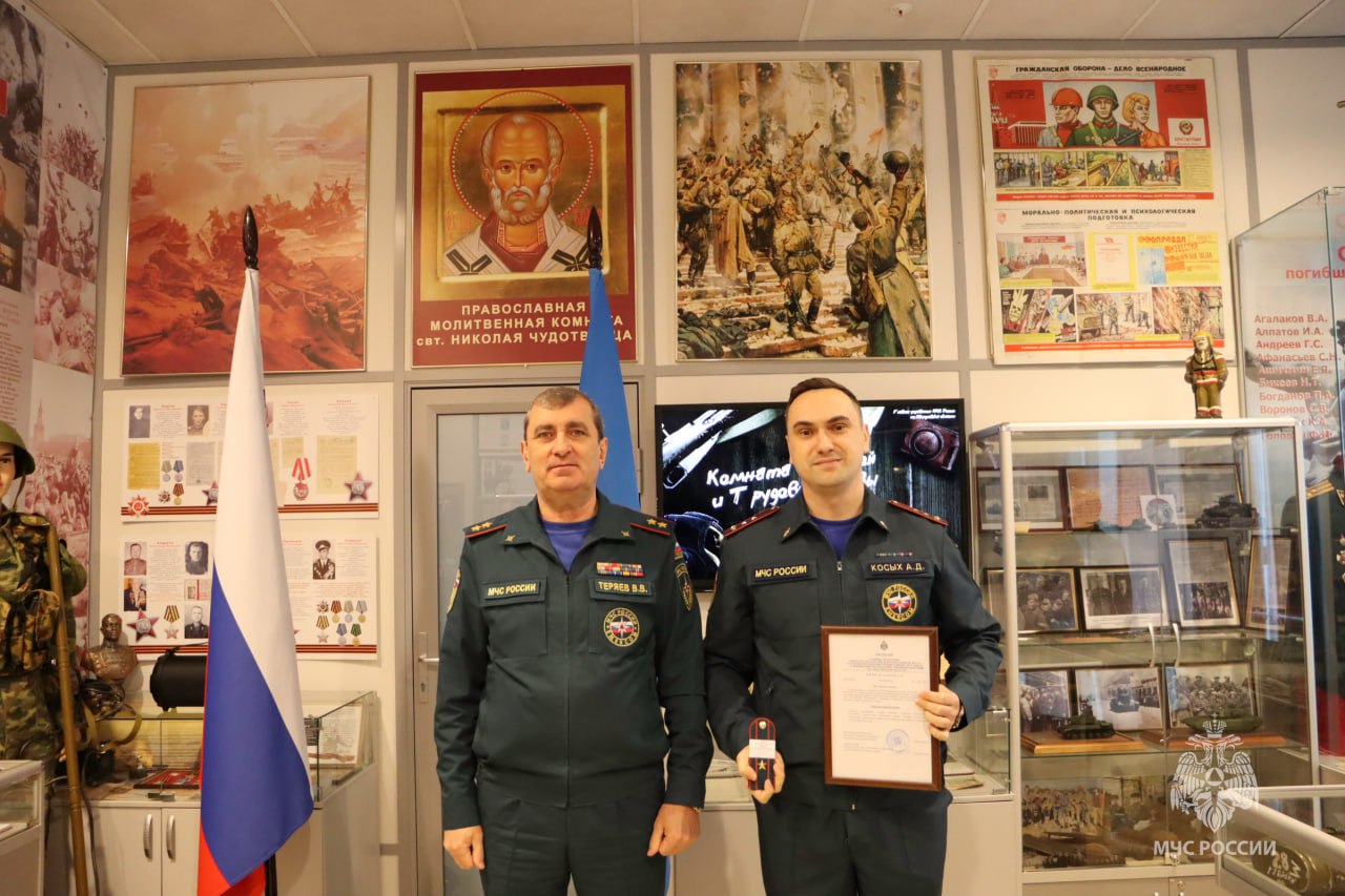 В День героев Отечества сотрудники Главного управления получили очередные специальные звания В День героев Отечества сотрудники Главного управления получили очередные специальные звания