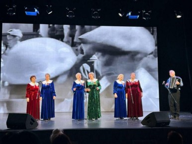 Финал фестиваля клубного движения среди граждан пожилого возраста прошел в Екатеринбурге