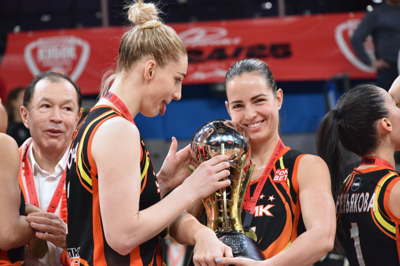 Продолжаем подводить итоги года вместе с «Областной газетой» Продолжаем подводить итоги года вместе с «Областной газетой»