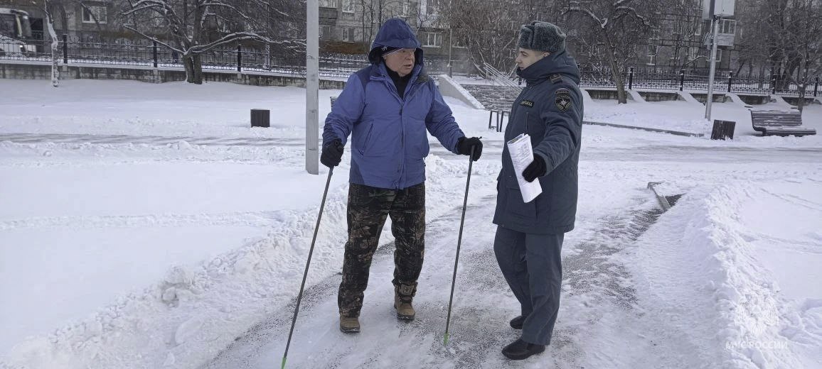 Безопасность на льду — превыше всего! Безопасность на льду — превыше всего!