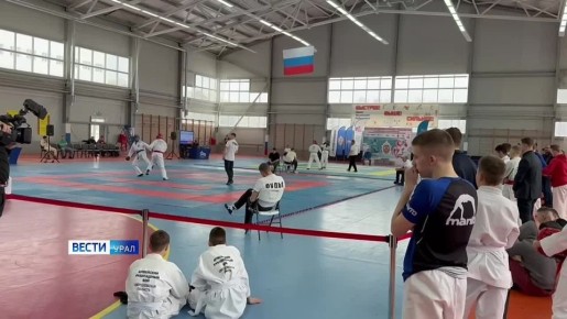 Областные соревнования по армейскому рукопашному бою проходят в Екатеринбурге