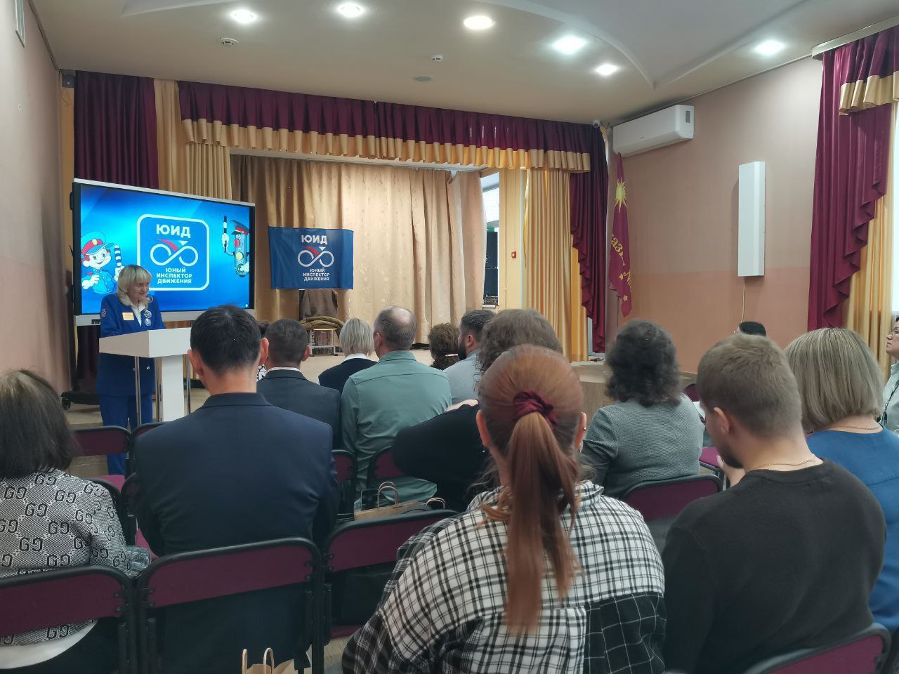 В Березовском педагоги обсудили безопасность детей на дорогах В Березовском педагоги обсудили безопасность детей на дорогах