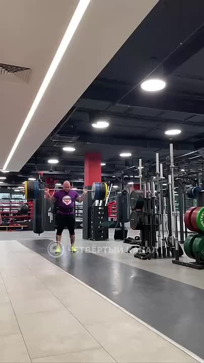 Екатеринбуржец установил рекорд в необычном упражнении