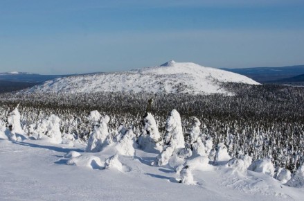 13 туристов на снегоходах пропали в горах Прикамья