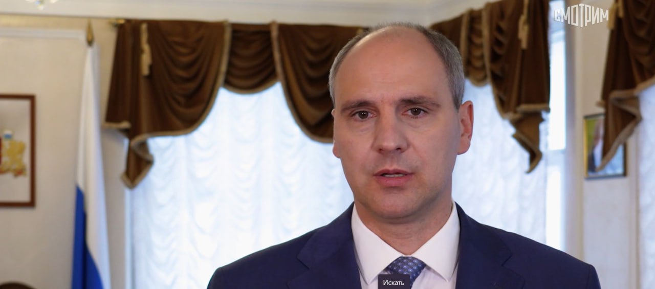 Губернатор Денис Паслер в интервью телеканалу «Россия 24» рассказал о подготовке высококвалифицированных специалистов для промышленности на территории Свердловской области по федеральному проекту «Профессионалитет» Губернатор Денис Паслер в интервью телеканалу «Россия 24» рассказал о подготовке высококвалифицированных специалистов для промышленности на территории Свердловской области по федеральному проекту «Профессионалитет»