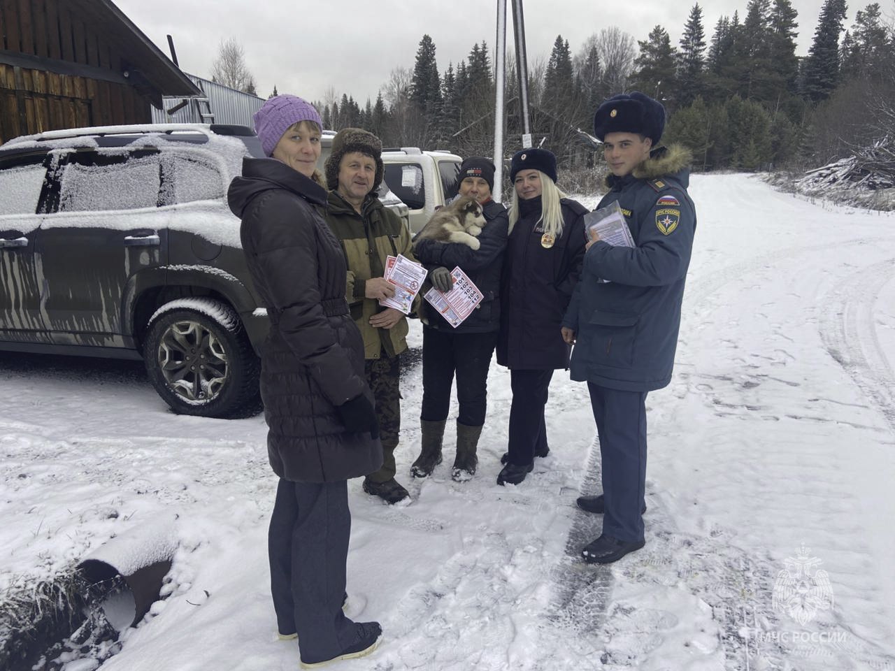 Сотрудники МЧС России напоминают жителям региона о важнейших правилах пожарной безопасности в отопительный сезон Сотрудники МЧС России напоминают жителям региона о важнейших правилах пожарной безопасности в отопительный сезон