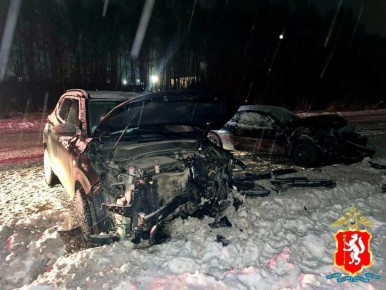 Три человека пострадали в ДТП в Верхнепышминском районе, 10-летняя девочка в ияжелом состоянии