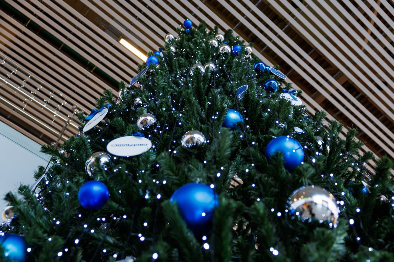 Новогоднее настроение создают в Кольцово Новогоднее настроение создают в Кольцово