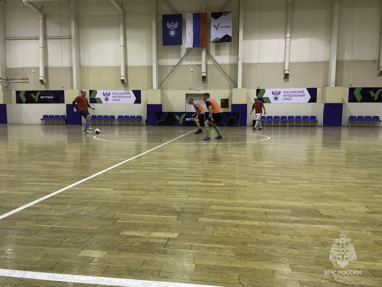 Каменск-Уральские огнеборцы выявили лучших футболистов! Каменск-Уральские огнеборцы выявили лучших футболистов!