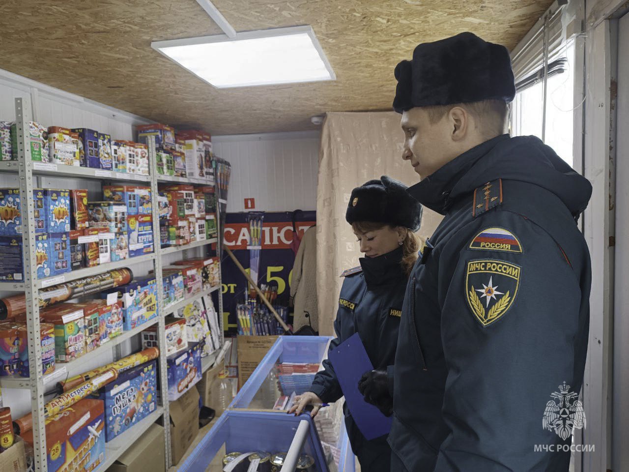 Продажа пиротехники на контроле у огнеборцев Продажа пиротехники на контроле у огнеборцев