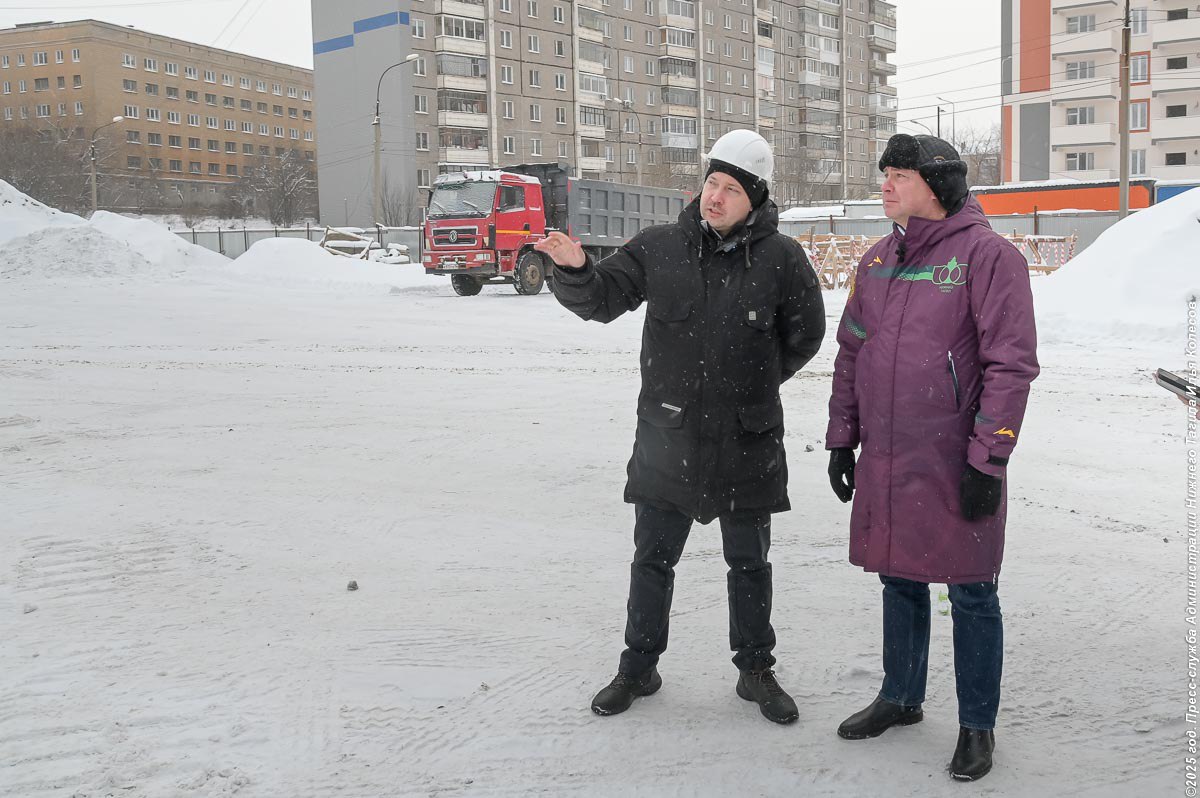 В Нижнем Тагиле строители продолжают возведение двух современных детских садов на территории бывшей военной части на улице Фрунзе и в микрорайоне Приречном В Нижнем Тагиле строители продолжают возведение двух современных детских садов на территории бывшей военной части на улице Фрунзе и в микрорайоне Приречном