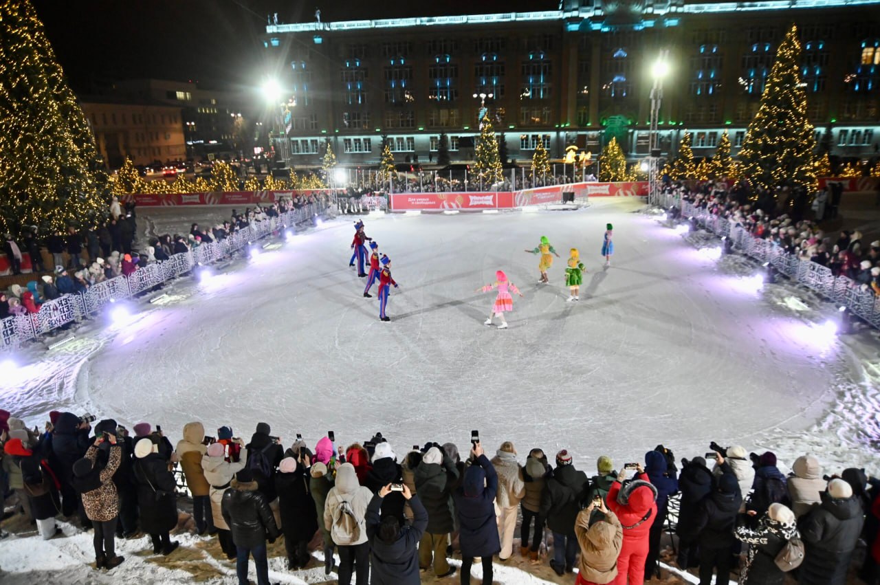 Главный каток Екатеринбурга на площади 1905 года откроется 21 декабря