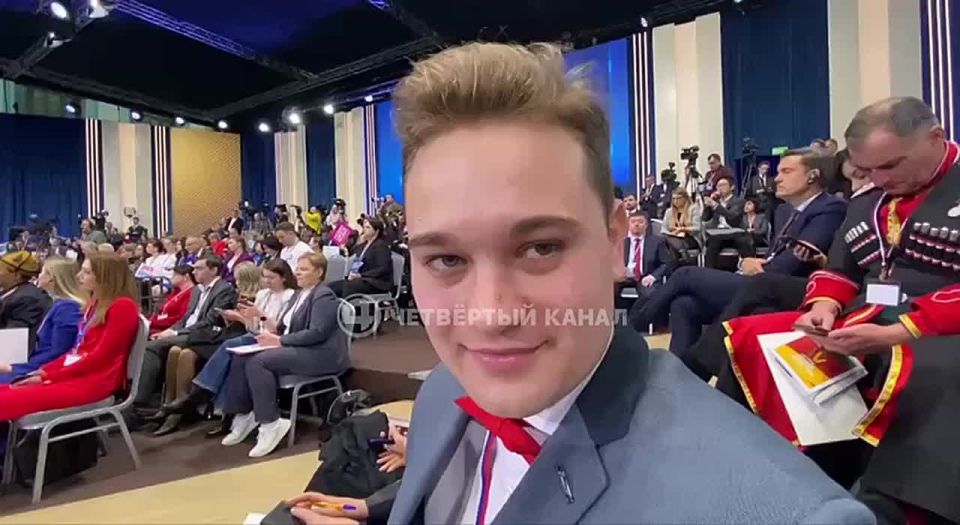 Она сказала «да»!. Когда мы познакомились, мне было 12 лет и я никогда бы не подумала, что у нас получится такая трогательная и нежная история любви