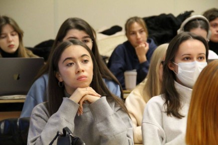 Автоинспекторы Свердловской области раскрыли будущим пиарщикам секреты экстренных коммуникаций