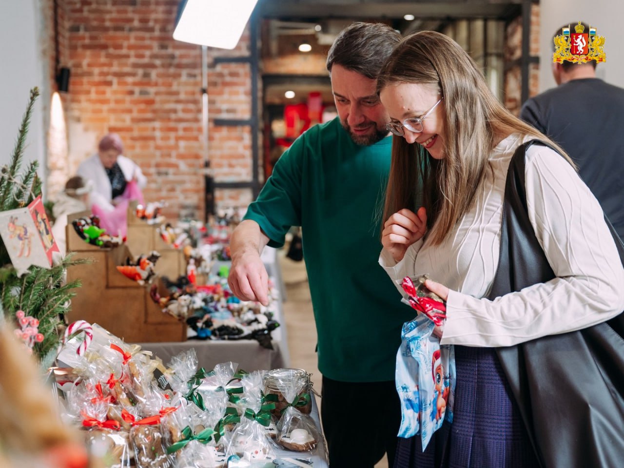 Праздник к нам приходит! В креативном кластере «Домна» стартовала новогодняя ярмарка Праздник к нам приходит! В креативном кластере «Домна» стартовала новогодняя ярмарка