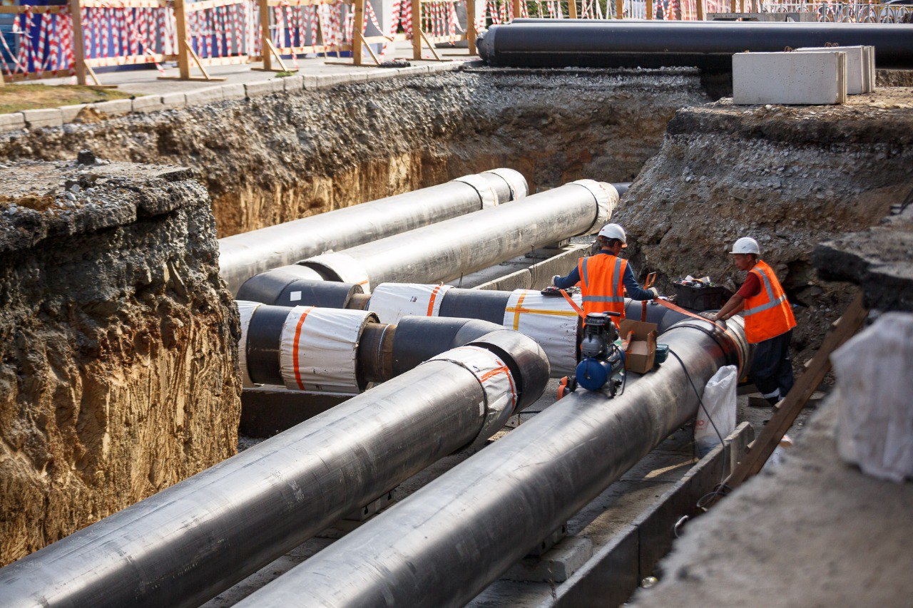 Алексей Орлов: Уважаемые работники энергетической отрасли! От всей души поздравляю вас с профессиональным праздником – Днём энергетика