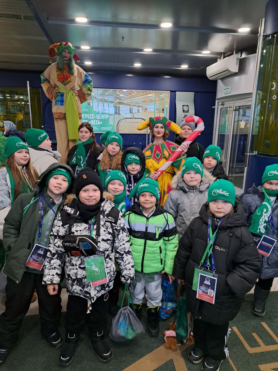 123 юных уральца стали участниками красочного представления на Кремлёвской ёлке 123 юных уральца стали участниками красочного представления на Кремлёвской ёлке