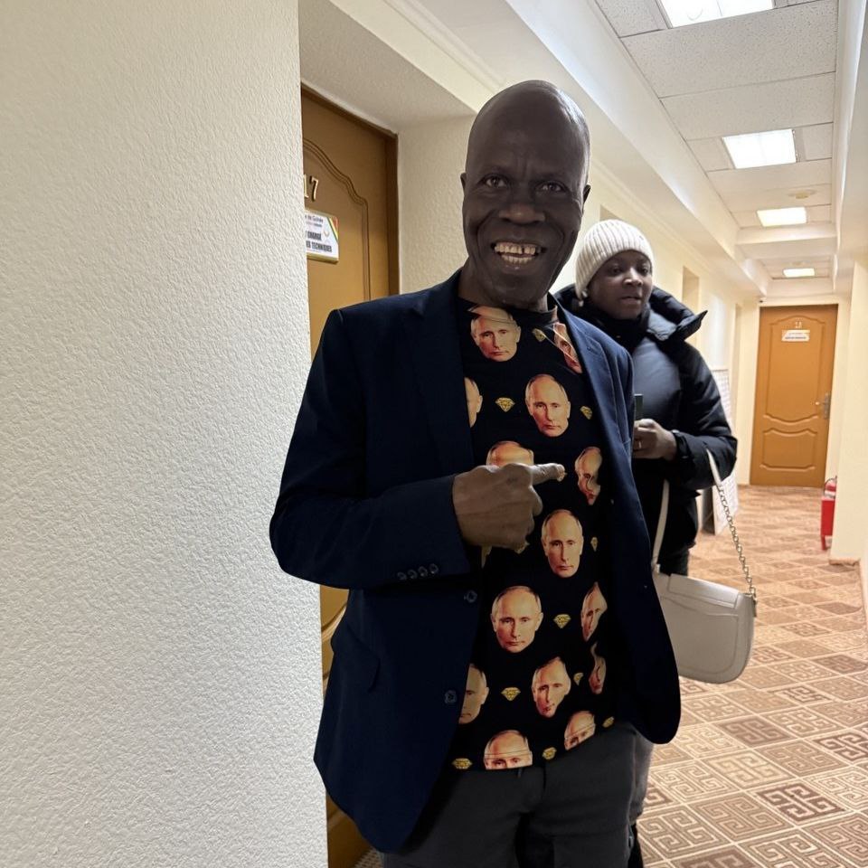 Граждане Гвинеи голосуют в шести российских городах Граждане Гвинеи голосуют в шести российских городах