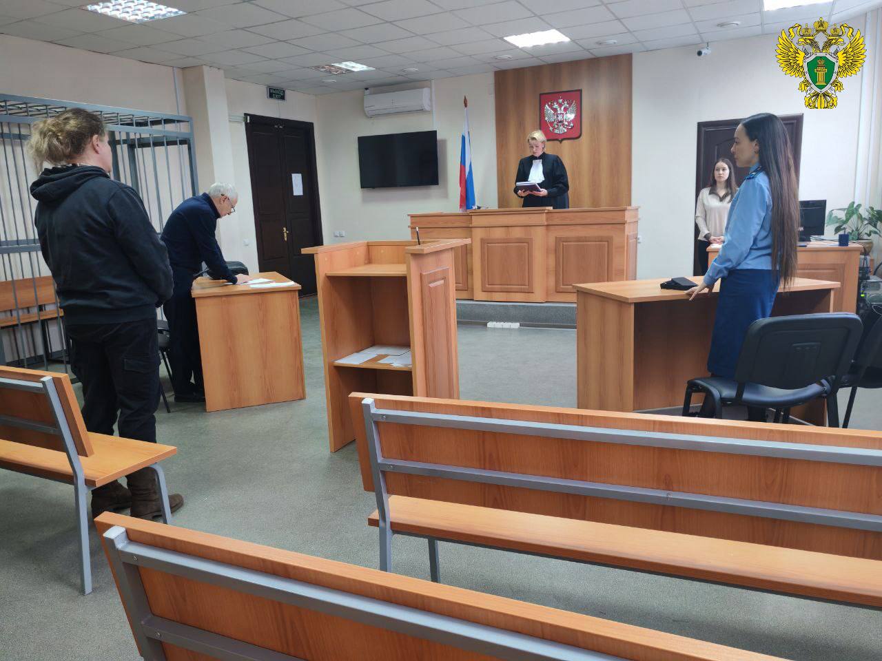 Бывший начальник Централизованной бухгалтерии образовательных учреждений Орджоникидзевского района г. Екатеринбург осуждена по уголовному делу о получении взяток Бывший начальник Централизованной бухгалтерии образовательных учреждений Орджоникидзевского района г. Екатеринбург осуждена по уголовному делу о получении взяток