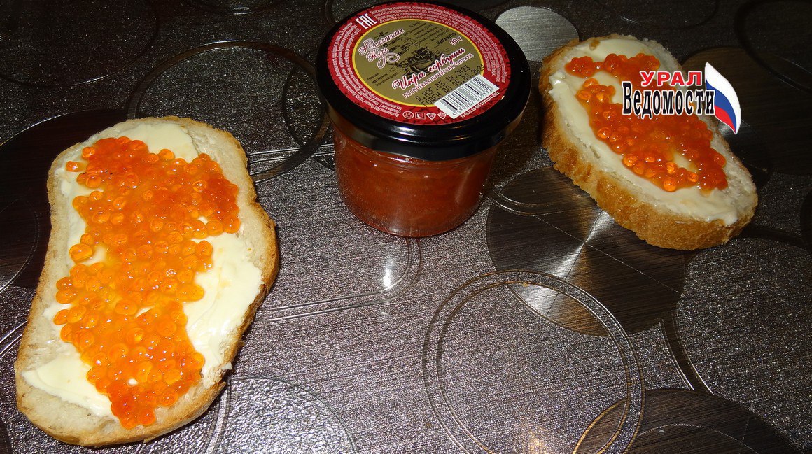 Главный диетолог Минздрава предупредил о вреде новогодних бутербродов с икрой