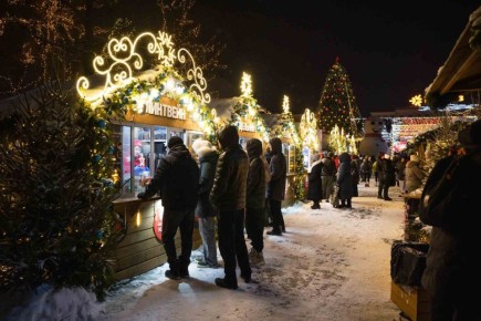 Алексей Орлов: В самом центре уральской столицы поселилась настоящая зимняя сказка – в Историческом сквере заработал ледовый городок
