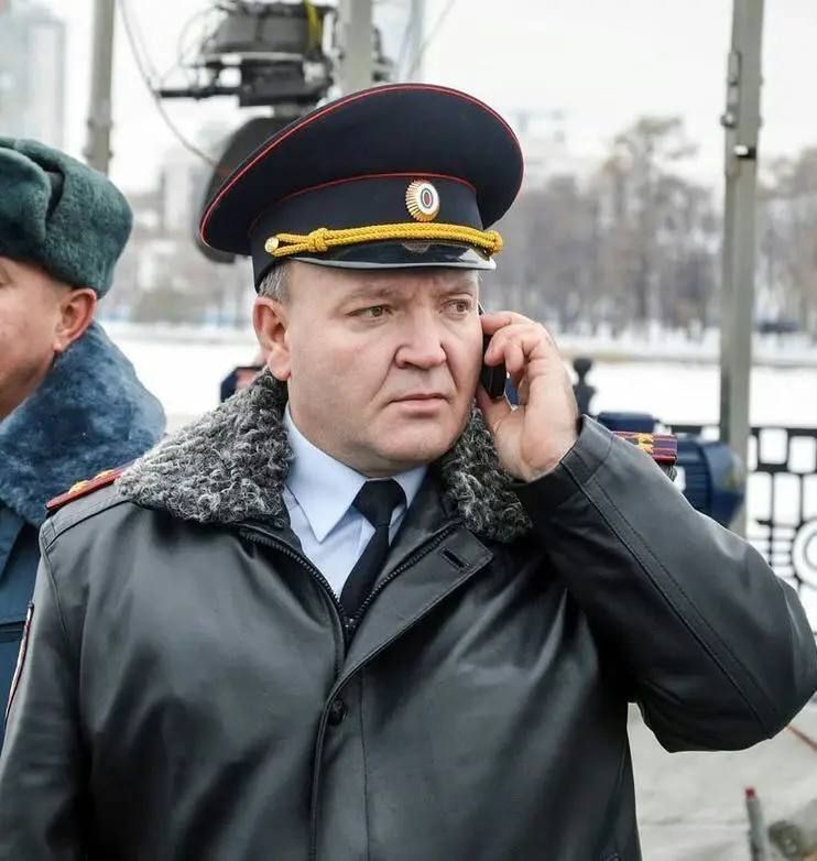 Валерий Горелых: Свердловская полиция не допустила ЧП на праздничных площадках в новогоднюю ночь