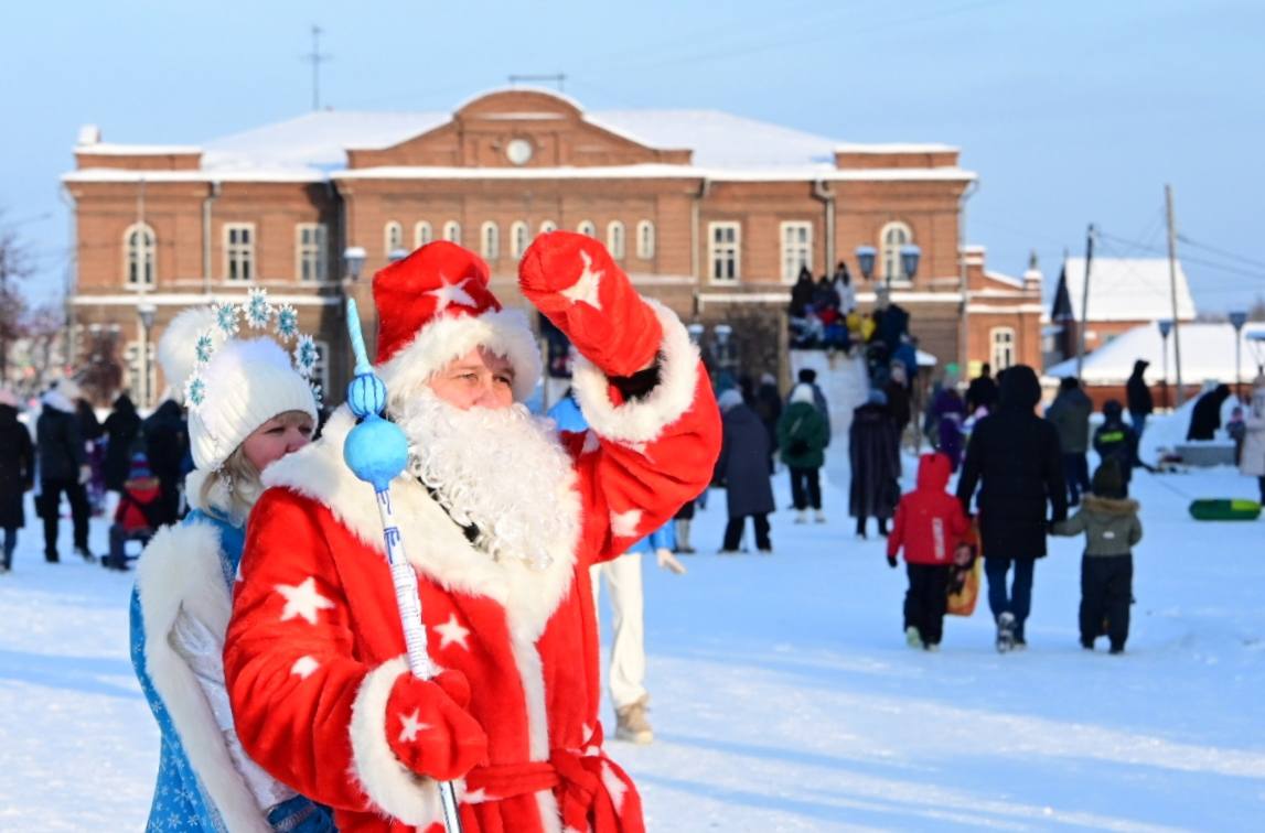 В Красноуфимске царит новогоднее настроение В Красноуфимске царит новогоднее настроение