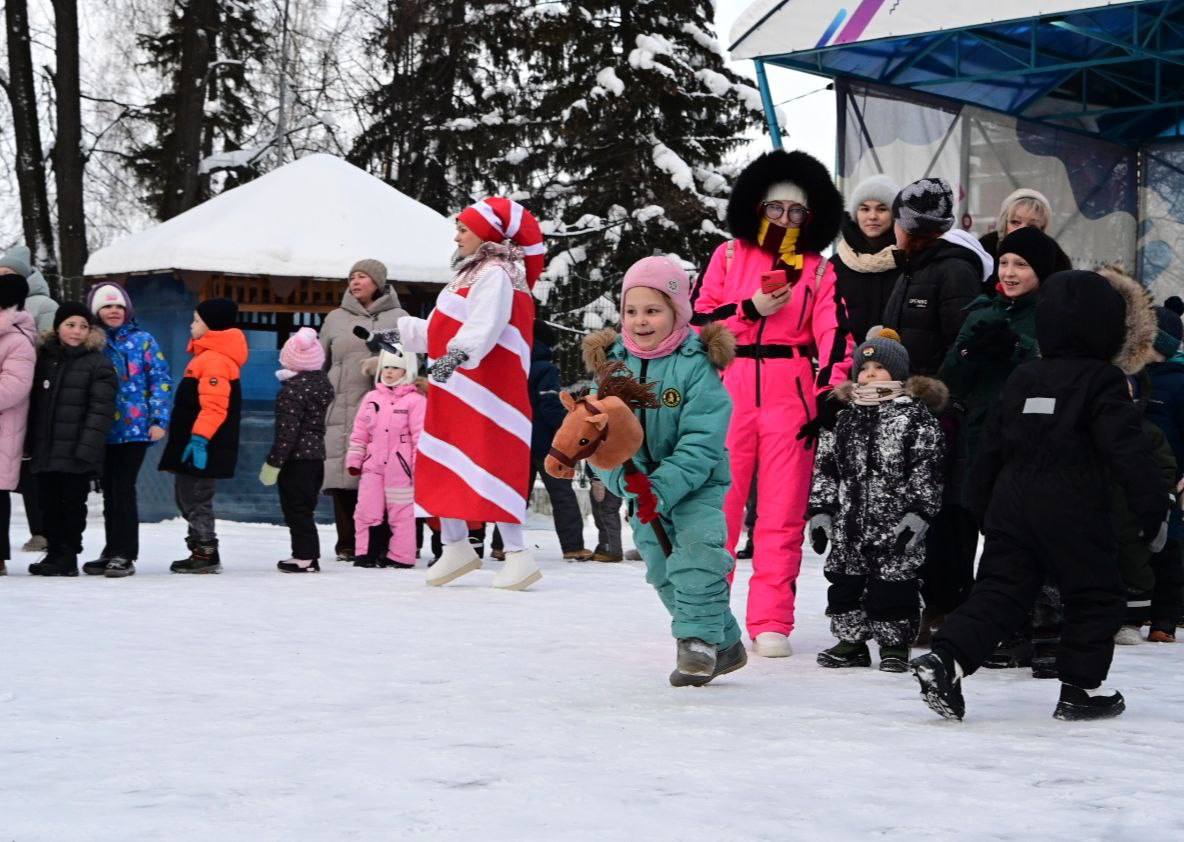 В Красноуфимске царит новогоднее настроение В Красноуфимске царит новогоднее настроение