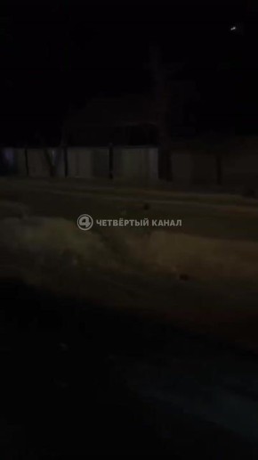 Трактор сложился пополам: легковушка влетела в снегоуборочную технику в Полевском, два человека пострадали